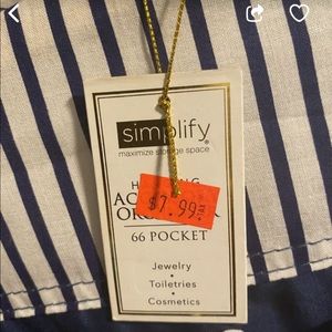 Accessory organizer (66 pockets)